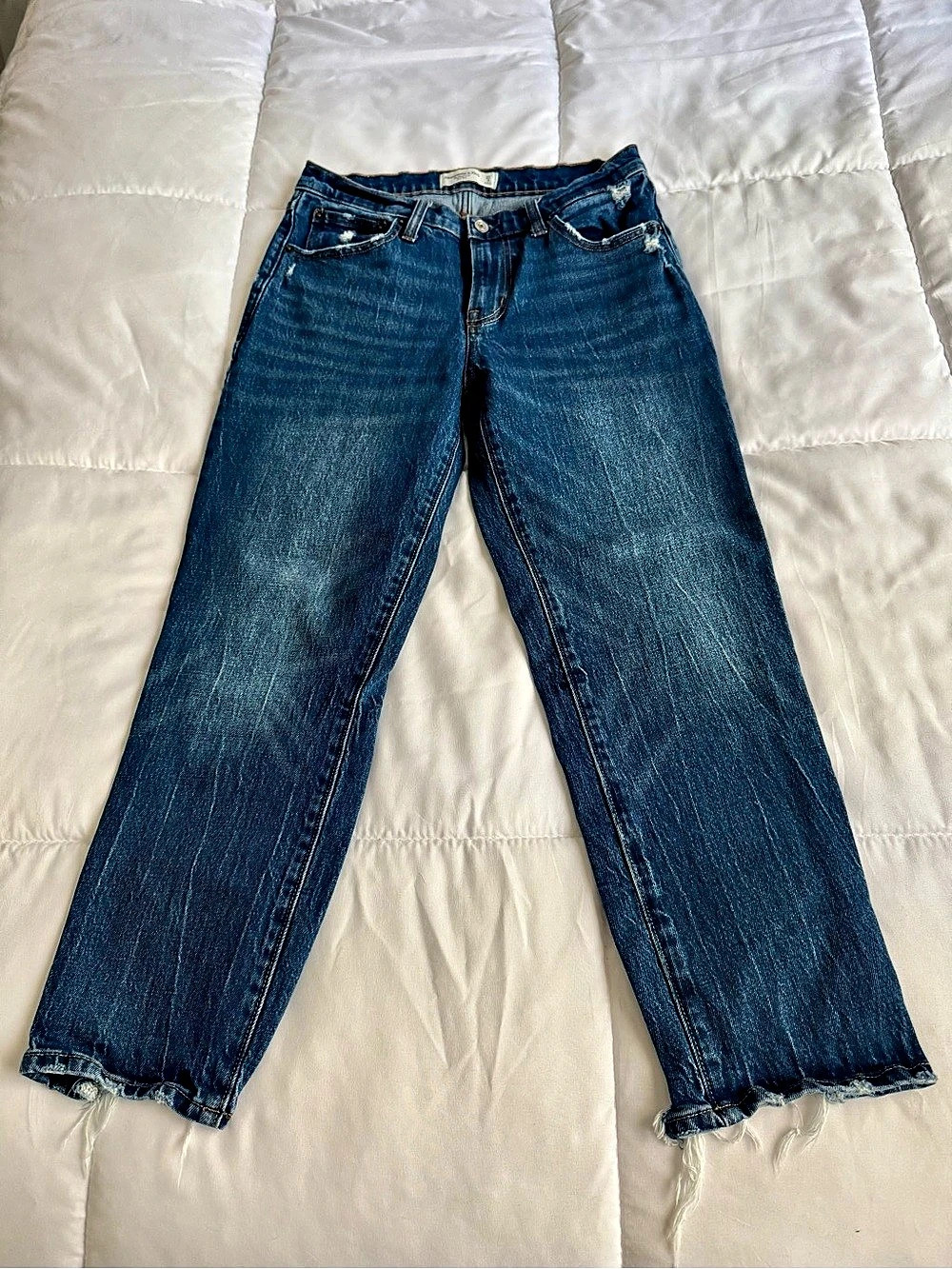 Abercrombie & Fitch The Boyfriend Mid Rise Straight Leg Ankle Jeans